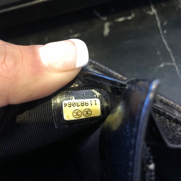 SOLD!!! Authentic Chanel wallet - Picture 8 of 8